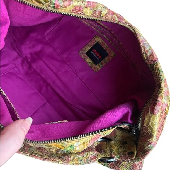 HOBO International Paulette slouchy shoulder bag wallet set yellow floral snake - Picture 7 of 12